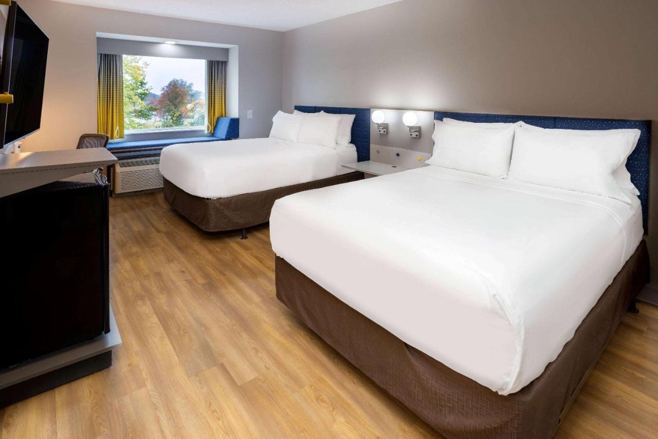 Microtel Inn And Suites - Salisbury Exterior photo